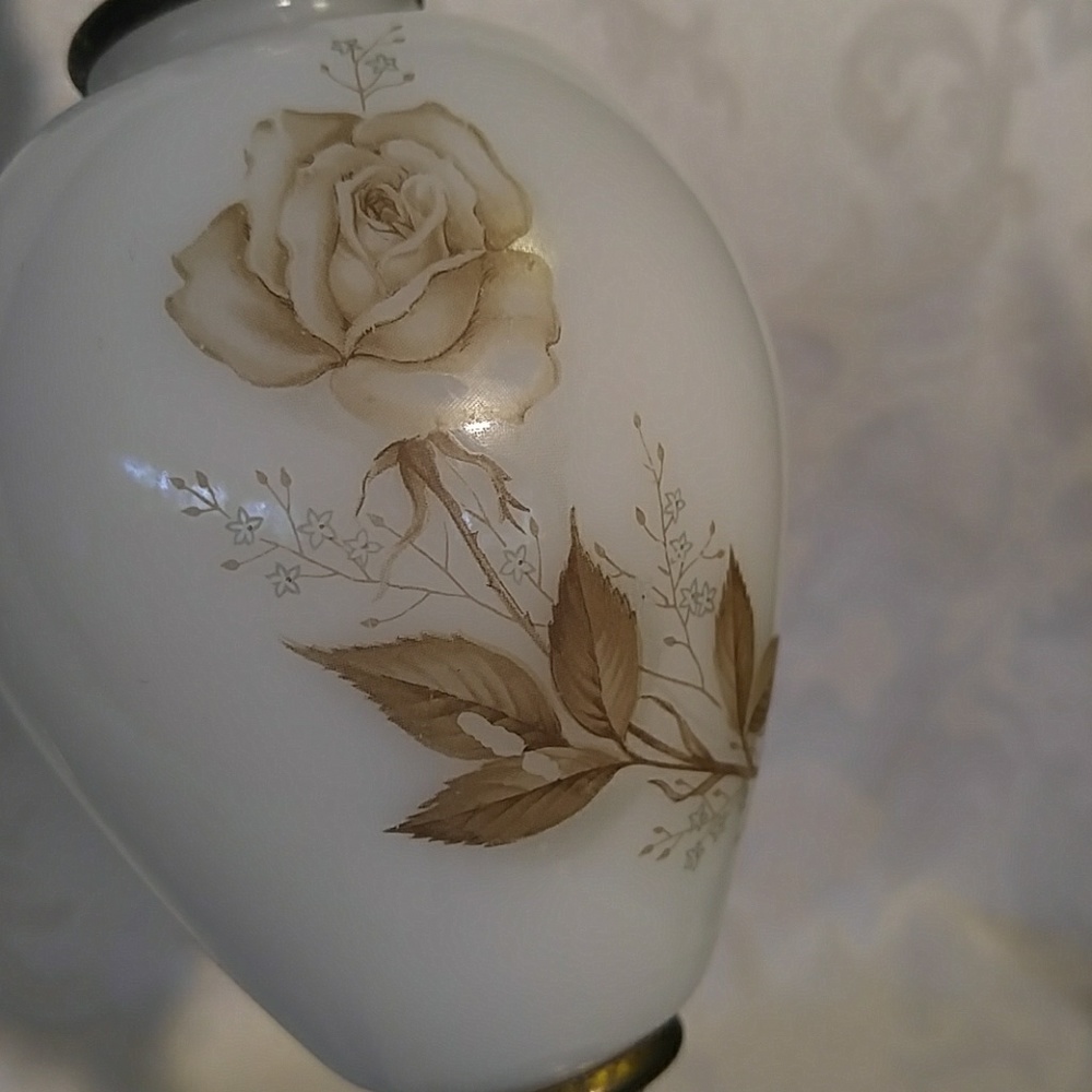 Vintage Hobnail Milkglass Lamp w Flower Detail - Picture 3 of 6